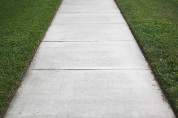 Cost of Concrete Walkway Replacement in Bountiful