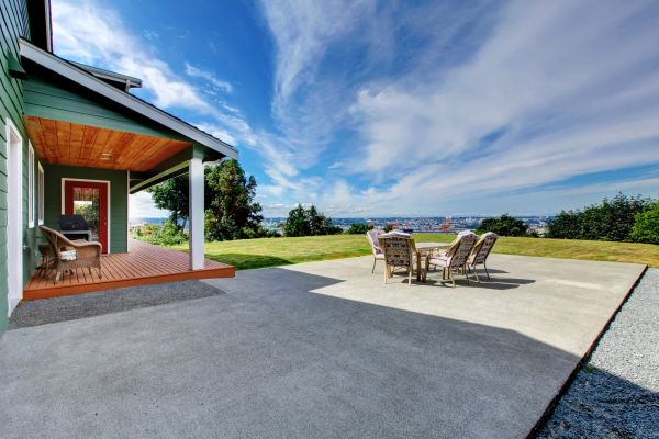 Cost of Backyard Concreting in Bountiful
