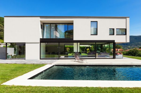 Cost of Poolside Concrete Construction in Bountiful