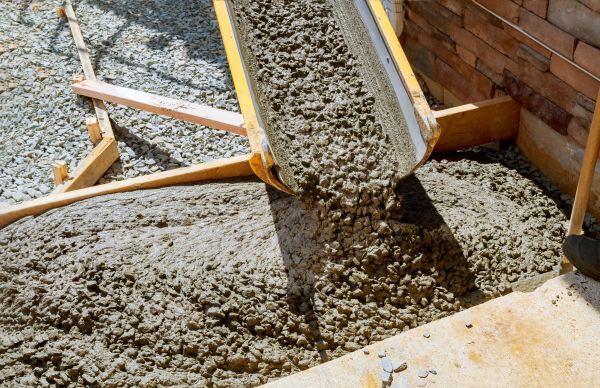 Cost of Cement Walkway Pouring in Bountiful
