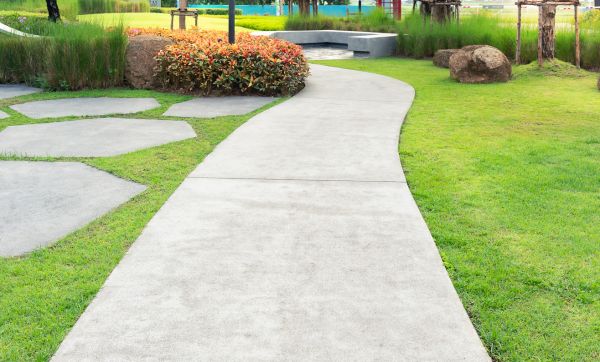Cost of Concrete Sidewalk Installation in Bountiful